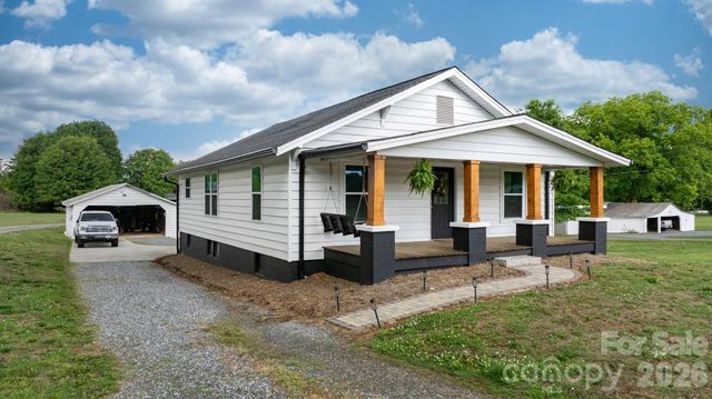 3941 Springs Road, Conover, NC 28613