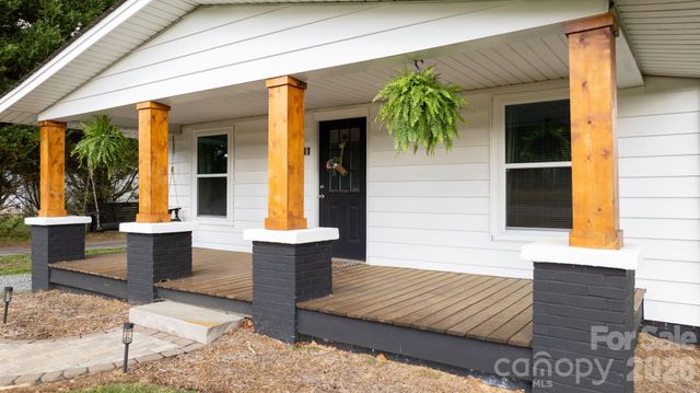3941 Springs Road, Conover, NC 28613