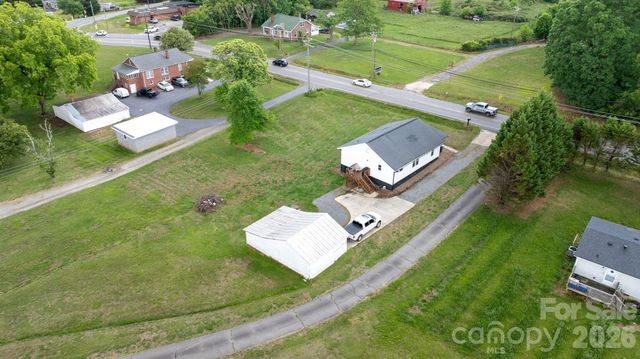 3941 Springs Road, Conover, NC 28613