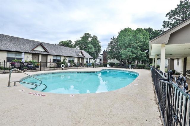 1827 E Lindsey Street 3, Norman, OK 73071