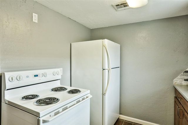 1827 E Lindsey Street 3, Norman, OK 73071