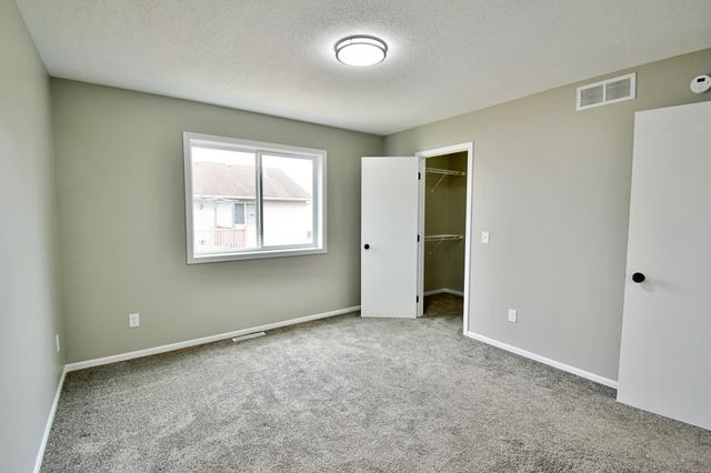 613 7th Street S, Sartell, MN 56377