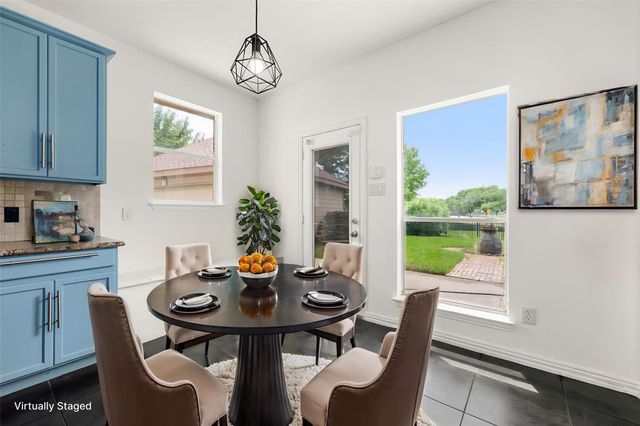 8410 Columbus Ct, Pearland, TX 77584