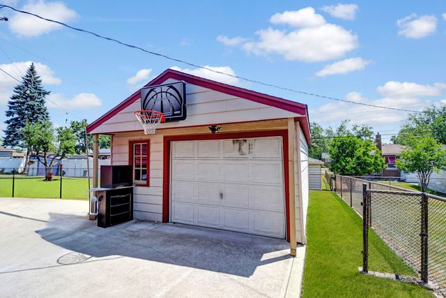 733 Ashland Avenue, Chicago Heights, IL 60411