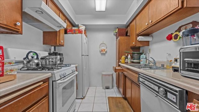 200 S Reno Street 310, Los Angeles, CA 90057