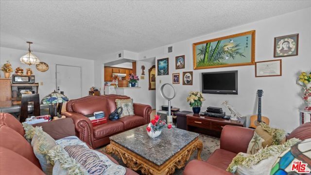 200 S Reno Street 310, Los Angeles, CA 90057