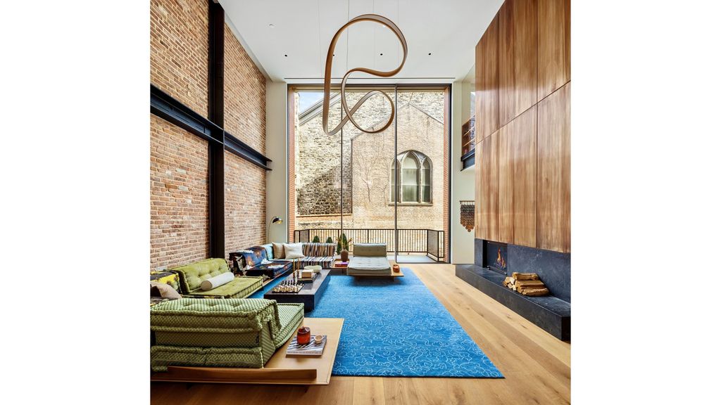 345-347 W 19TH Street, New York City, NY 10011
