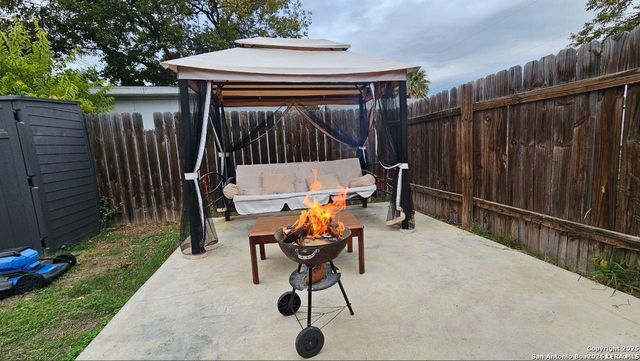 4307 MONTEREY ST, San Antonio, TX 78237