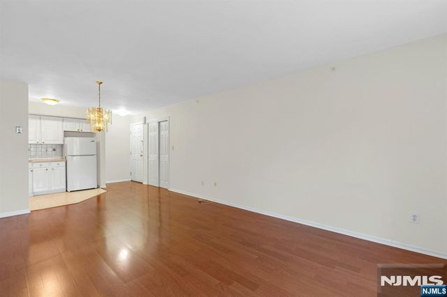 1419 Faulkner Court, Mahwah, NJ 07430