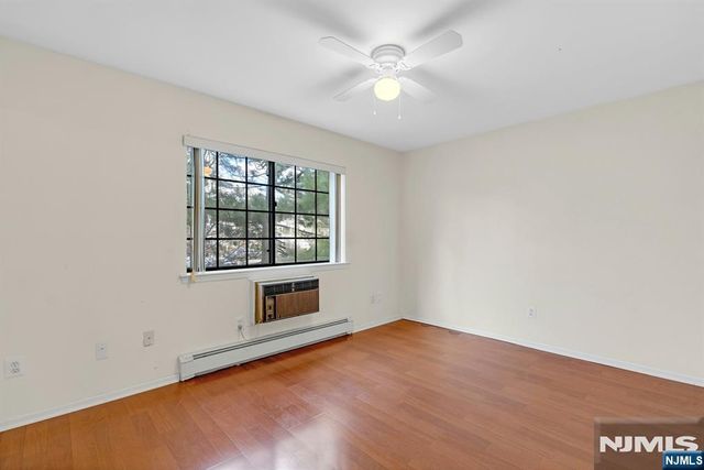 1419 Faulkner Court, Mahwah, NJ 07430