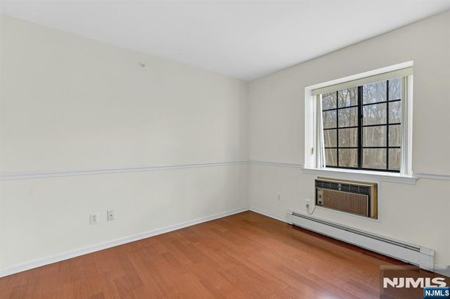 1419 Faulkner Court, Mahwah, NJ 07430