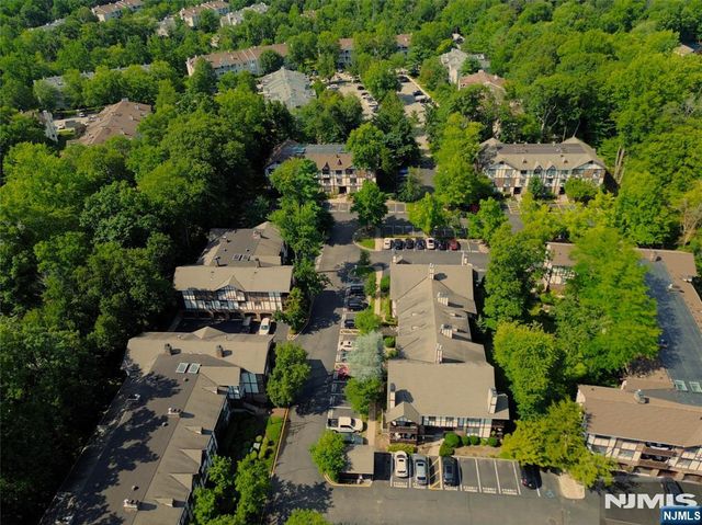 1419 Faulkner Court, Mahwah, NJ 07430
