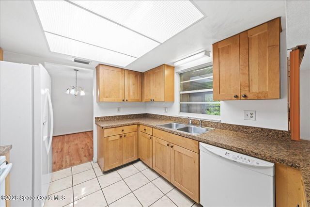 2066 Acacia Street NE, Palm Bay, FL 32905