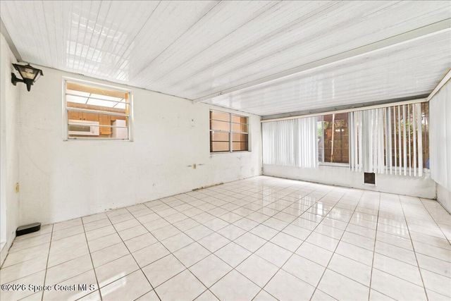 2066 Acacia Street NE, Palm Bay, FL 32905