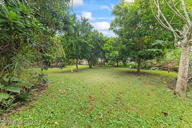 2066 Acacia Street NE, Palm Bay, FL 32905