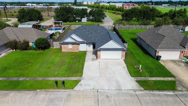 254 Baptiste Cir, Houma, LA 70363