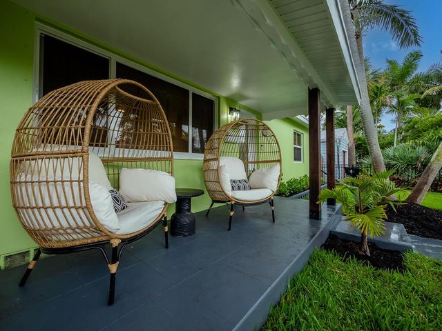 418 N Palmway, Lake Worth Beach, FL 33460