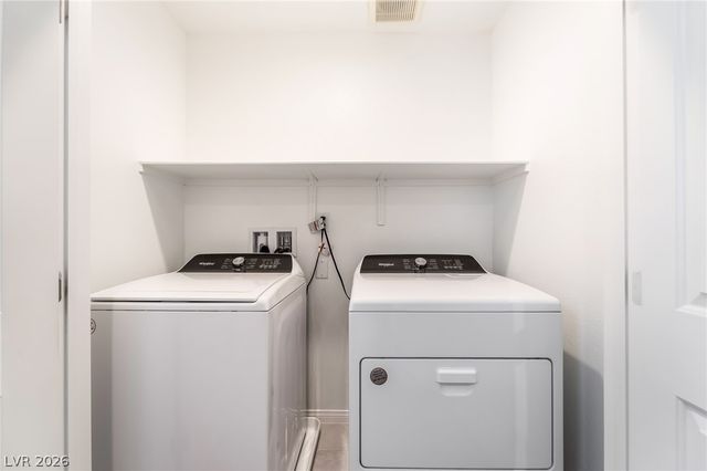 410 Desert Cadence Street, Henderson, NV 89011