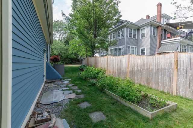 119 Lexington Avenue, Manchester, NH 03104