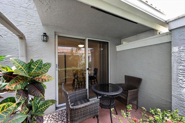 7634 Majestic Palm Drive 101, Boynton Beach, FL 33437