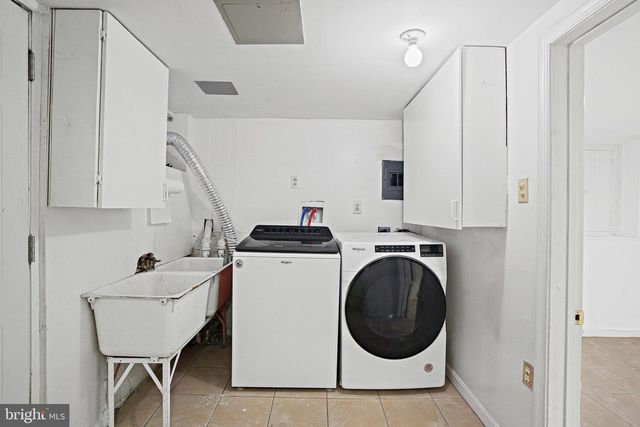5747 27TH ST NW, Washington, DC 20015