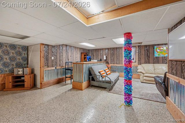 26751 Newport Avenue, Warren, MI 48089