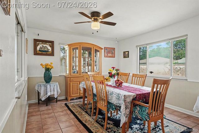 26751 Newport Avenue, Warren, MI 48089