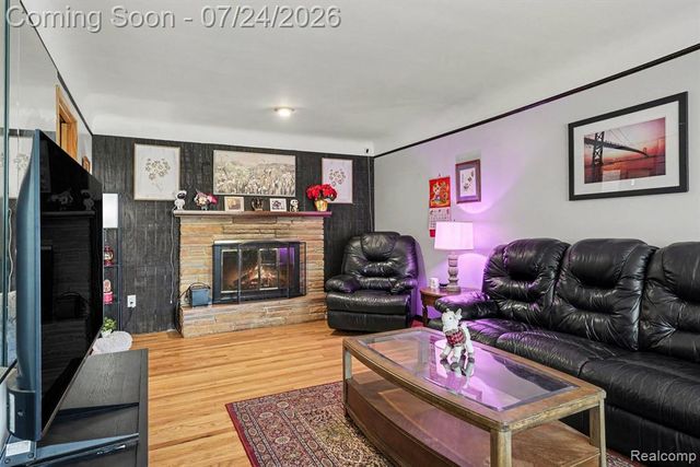 26751 Newport Avenue, Warren, MI 48089