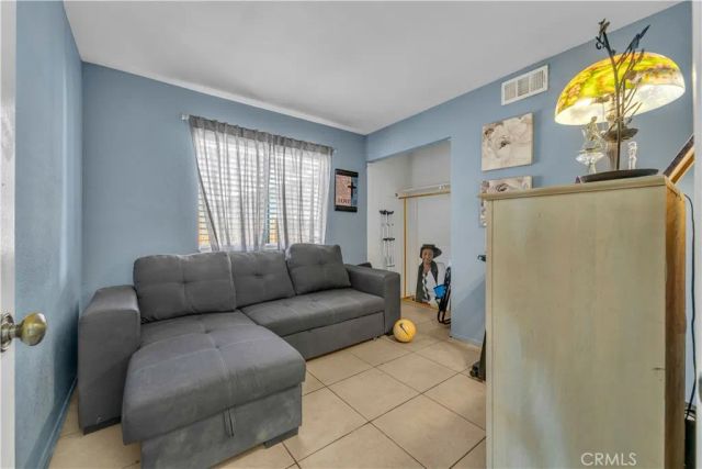 43903 5th East, Lancaster, CA 93535