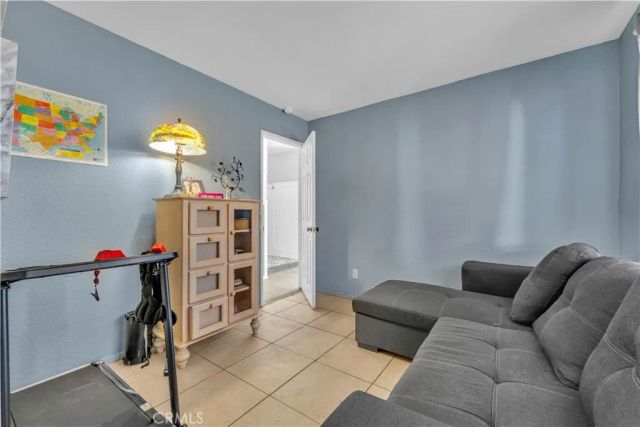 43903 5th East, Lancaster, CA 93535