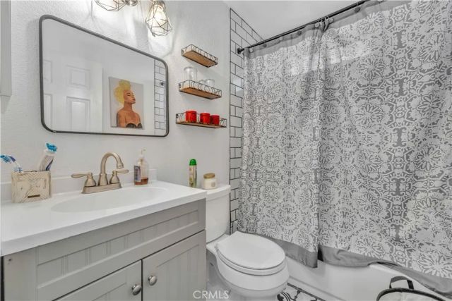 43903 5th East, Lancaster, CA 93535