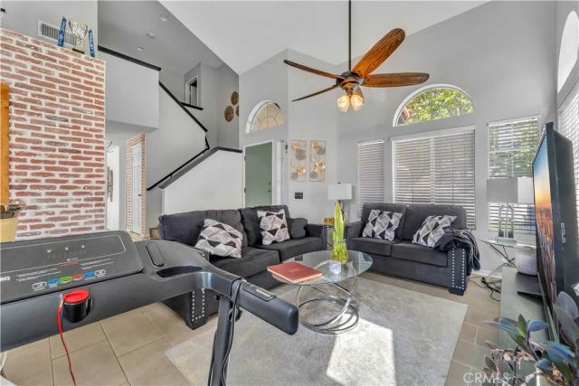 43903 5th East, Lancaster, CA 93535