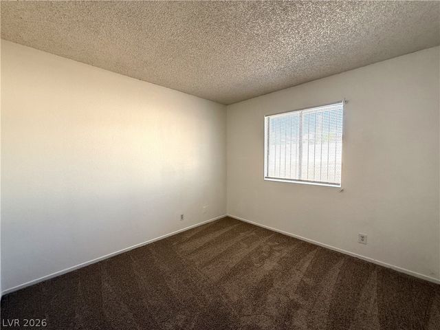 2220 La Sombra Street, Las Vegas, NV 89108