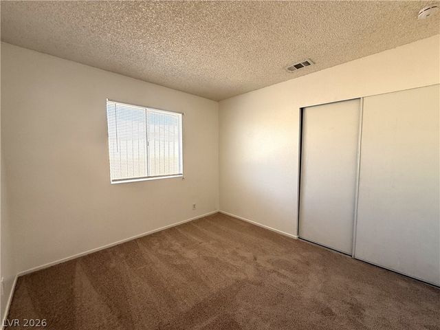2220 La Sombra Street, Las Vegas, NV 89108