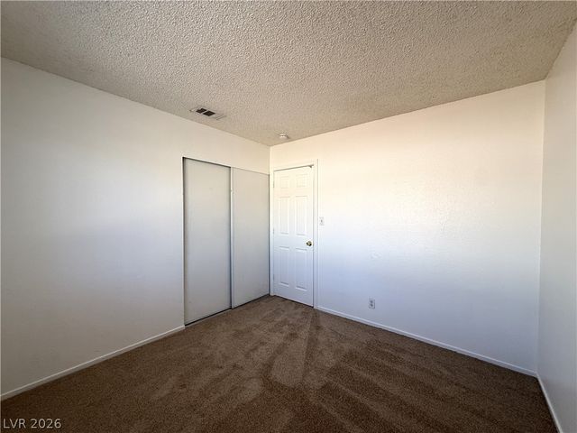 2220 La Sombra Street, Las Vegas, NV 89108