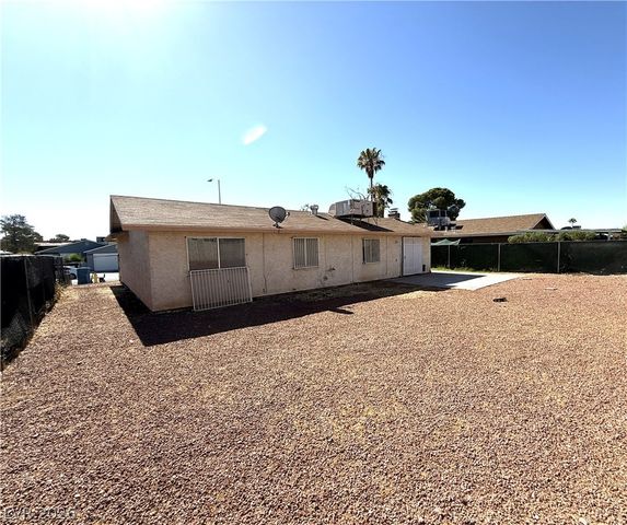 2220 La Sombra Street, Las Vegas, NV 89108