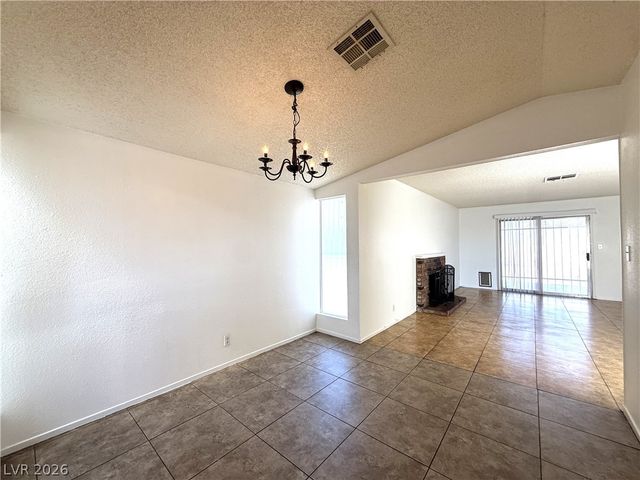 2220 La Sombra Street, Las Vegas, NV 89108