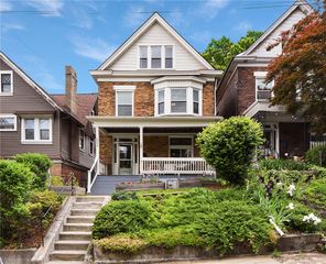 2003 Delaware Ave, Swissvale, PA 15218
