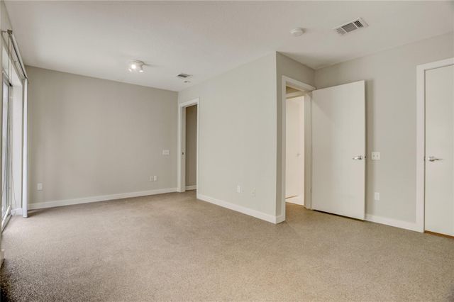 910 Ruthven Street, Houston, TX 77019