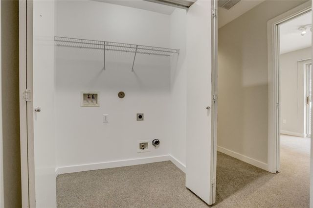 910 Ruthven Street, Houston, TX 77019