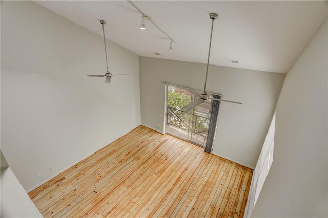 910 Ruthven Street, Houston, TX 77019