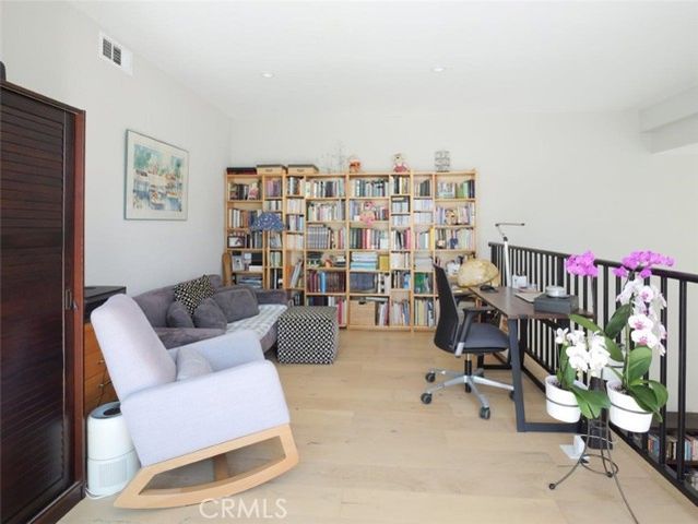 1920 S Pacific Coast 304, Redondo Beach, CA 90277