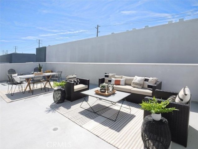 1920 S Pacific Coast 304, Redondo Beach, CA 90277