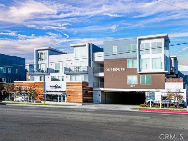 1920 S Pacific Coast 304, Redondo Beach, CA 90277