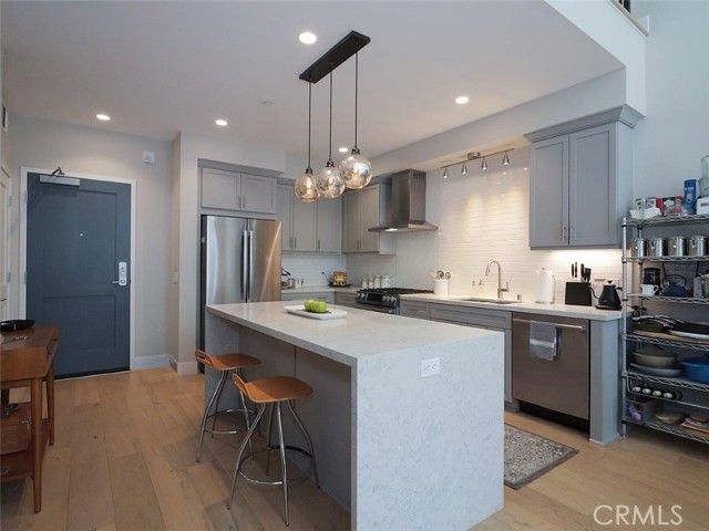 1920 S Pacific Coast 304, Redondo Beach, CA 90277