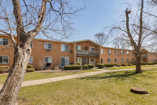 701 S Elmhurst Road H, Des Plaines, IL 60016