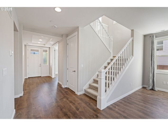 3631 Ne KINGBIRD St, Camas, WA 98607