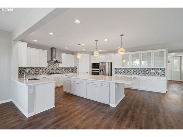 3631 Ne KINGBIRD St, Camas, WA 98607