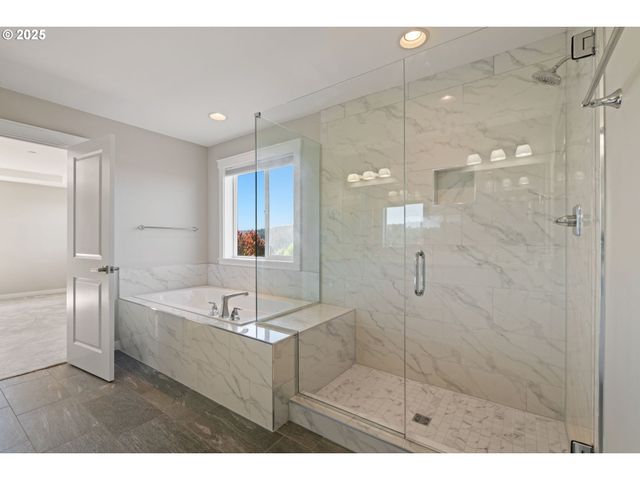 3631 Ne KINGBIRD St, Camas, WA 98607