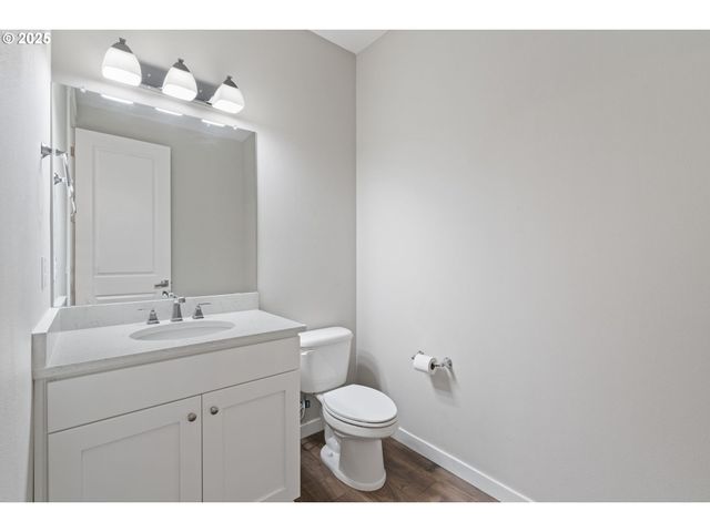 3631 Ne KINGBIRD St, Camas, WA 98607